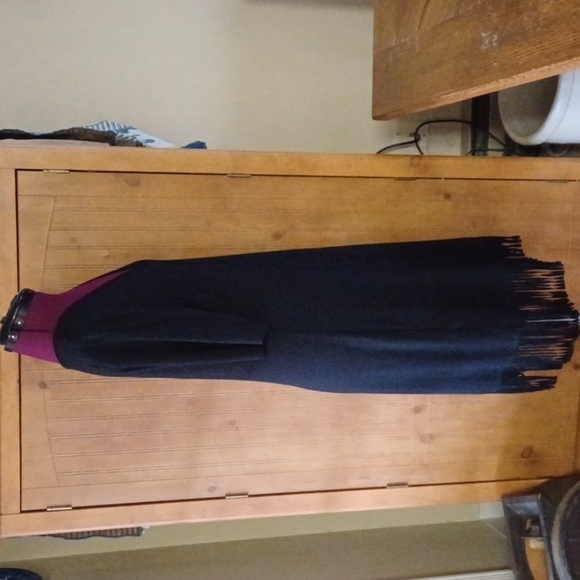 KAREN KANE BLACK MIDI DRESS. MADE IN THE USA - Picture 5 of 6